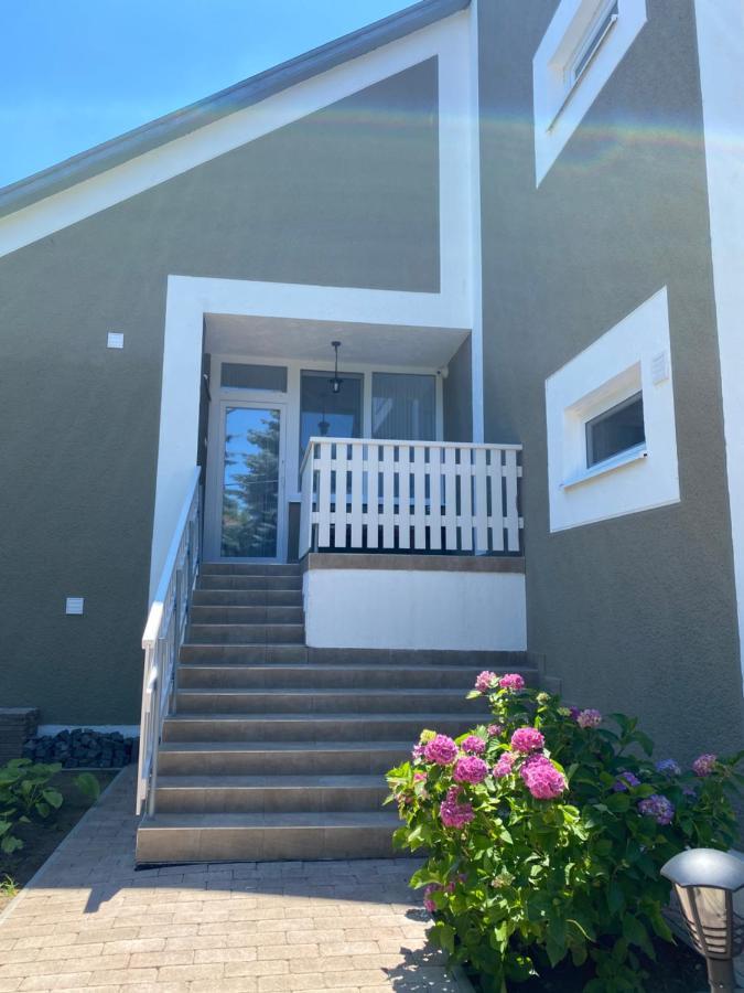 Spirit Homes Apartments Orosháza Exterior photo